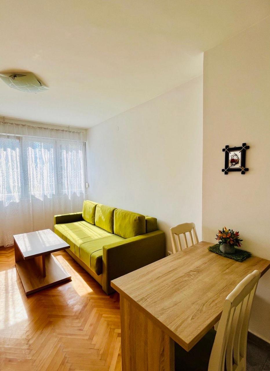 Studio Apartment Welcome Bar Bagian luar foto