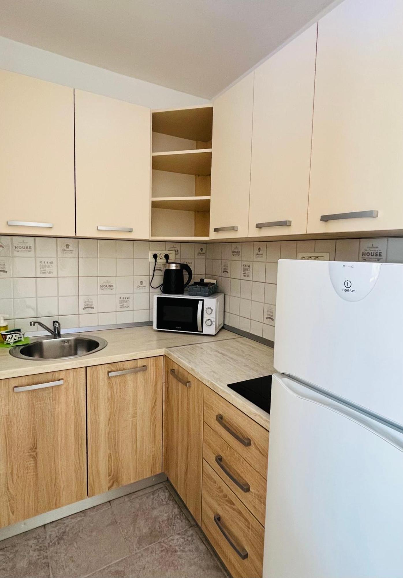 Studio Apartment Welcome Bar Bagian luar foto